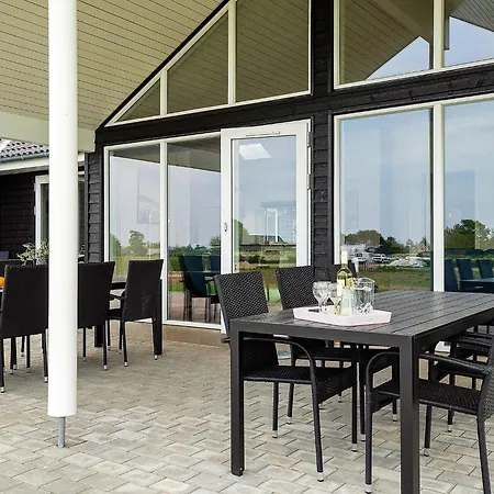 Сasa de vacaciones 18 Person In Bogense