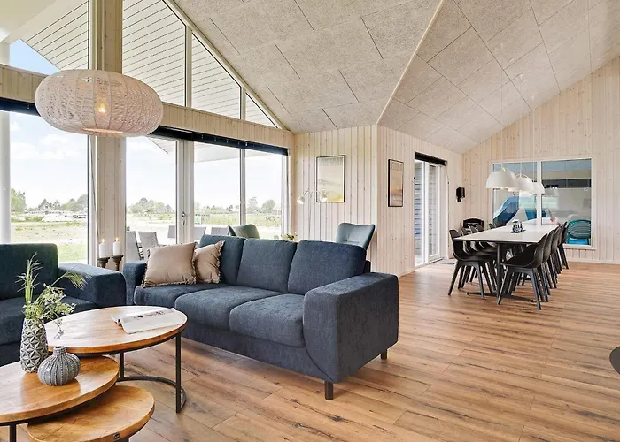 18 Person In בית נופש *